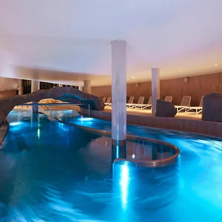 아파트 Vacationclub - Platan 6d Apartament 7 *